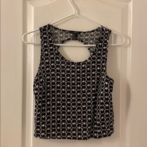 Crop Top - Picture 1 of 2